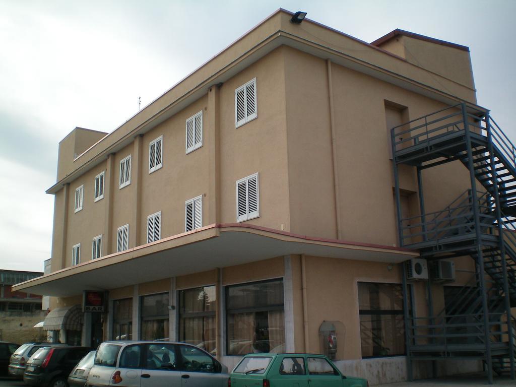 Hotel Zio Cataldo Corato Eksteriør billede